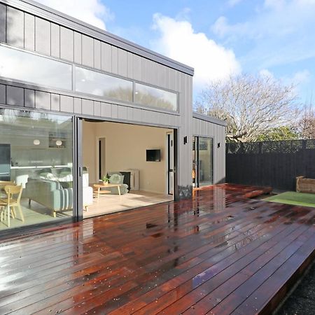 The Mod Box Villa Invercargill Bagian luar foto